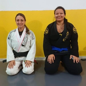 Alunas da turma de Jiu Jitsu feminino